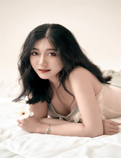 从文化视角解读《格莫拉》：文化传统与创新突破及其关系 探索文化表达的多种形式