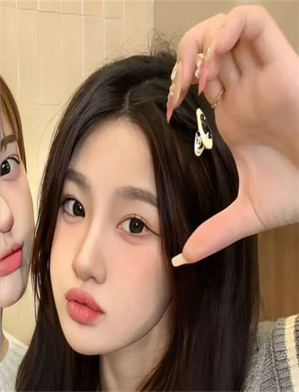 日韩黄色成人_懒播影视_美女董事长老婆txt